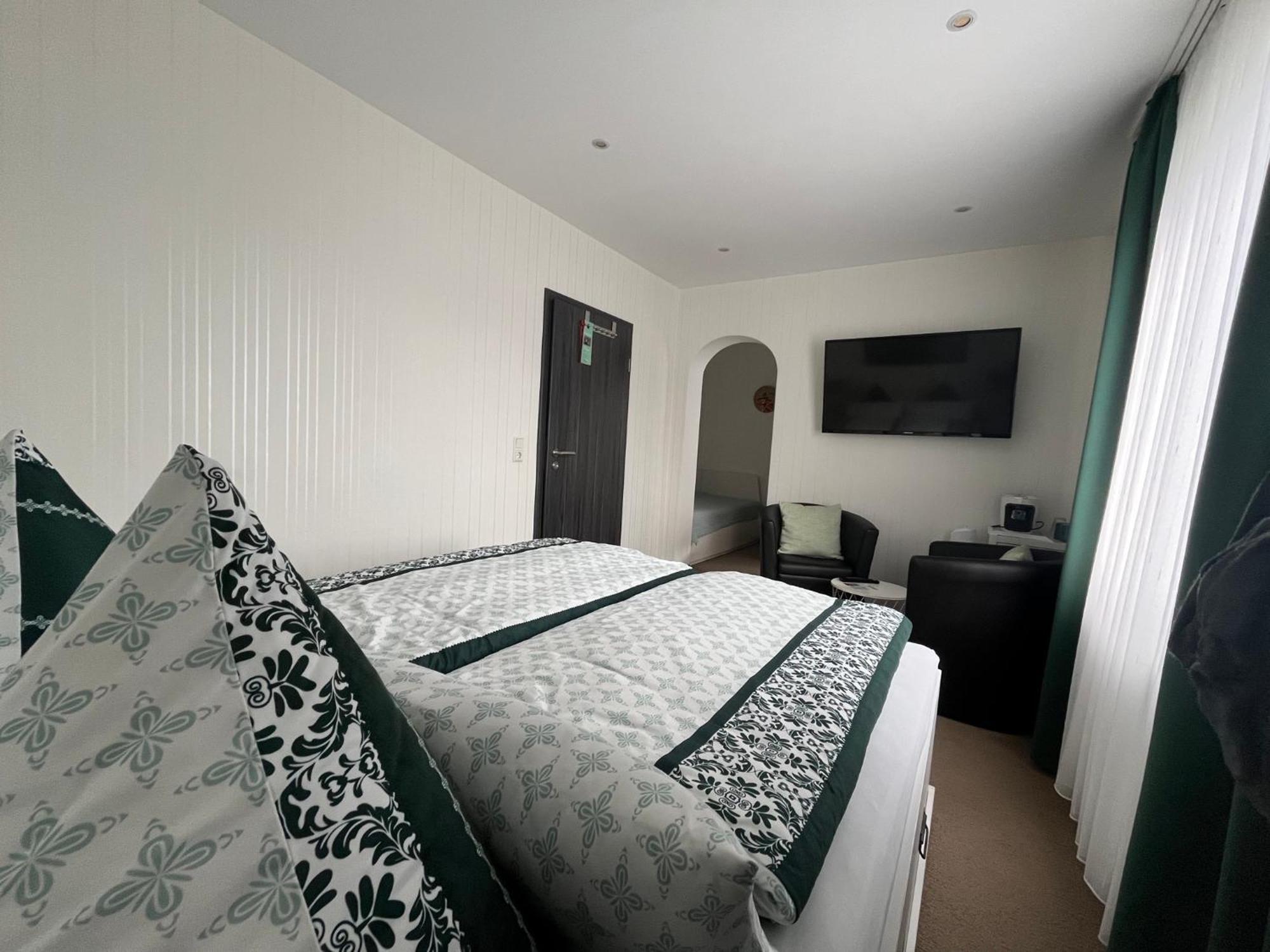 Hemfurth-Edersee Hotel Pension Haus Talblick Edersee מראה חיצוני תמונה